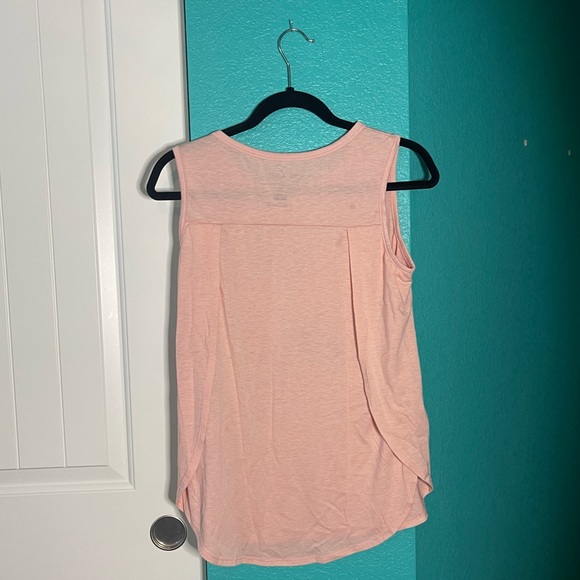 NWOT Bellagio Hotel Tank Top - Picture 2 of 3